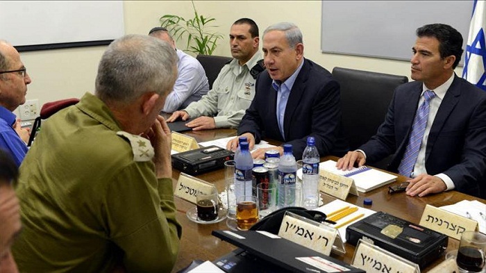 Israël: Netanyahu convoque le ministre de la Défense